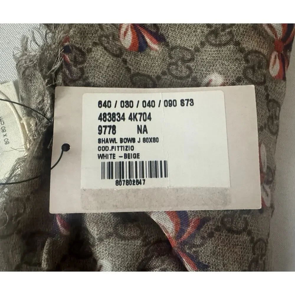 New With Tags Gucci Modal/Silk GG Supreme Bow Detail Girls 32”X32” Scarf $595.00